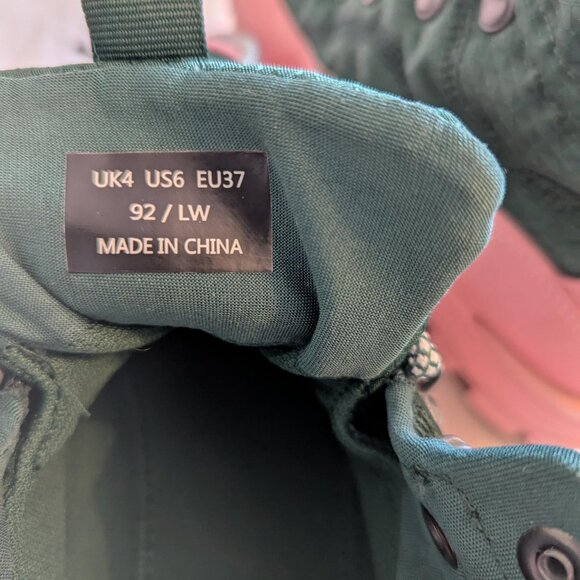 Hunter Travel Explorer Boots (6.5) - Picture 4 of 15